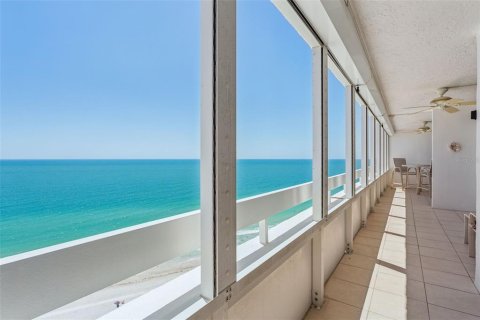 Condominio en venta en Redington Shores, Florida, 3 dormitorios, 166.2 m2 № 1544684 - foto 11