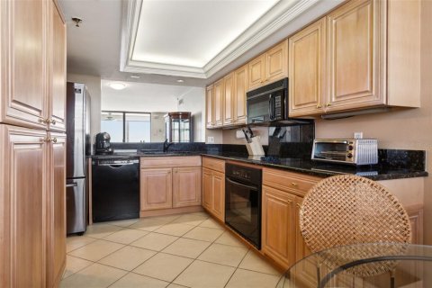 Condominio en venta en Redington Shores, Florida, 3 dormitorios, 166.2 m2 № 1544684 - foto 19
