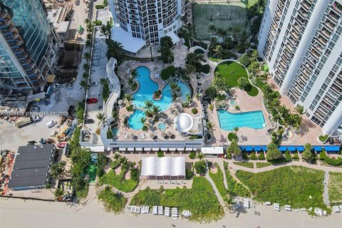 Condominio en venta en Sunny Isles Beach, Florida, 51.19 m2 № 1790683 - foto 22