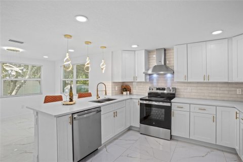 Casa en venta en New Port Richey, Florida, 3 dormitorios, 122.17 m2 № 2227340 - foto 11