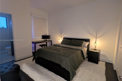 Touwnhouse à vendre à Miami, Floride: 3 chambres, 169.45 m2 № 1802770 - photo 26