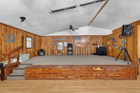Immobilier commercial à vendre à Lake Panasoffkee, Floride: 331.48 m2 № 2167825 - photo 24