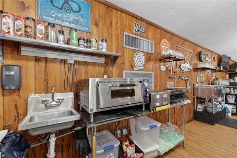 Immobilier commercial à vendre à Lake Panasoffkee, Floride: 331.48 m2 № 2167825 - photo 29