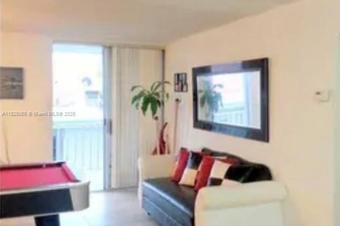 Condominio en venta en Miami Beach, Florida, 2 dormitorios, 95.78 m2 № 1792395 - foto 10