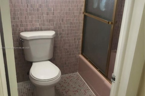 Condominio en venta en Miami Beach, Florida, 2 dormitorios, 95.78 m2 № 1792395 - foto 8