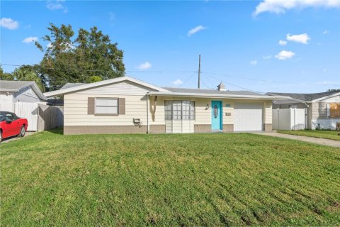 Casa en venta en Holiday, Florida, 2 dormitorios, 93.65 m2 № 1908034 - foto 2