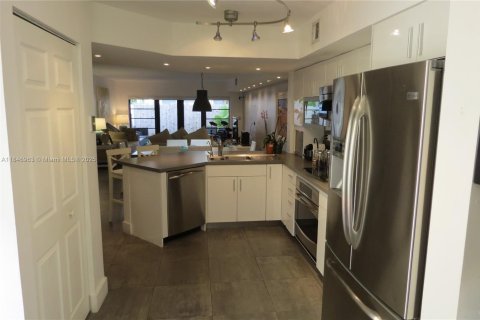 Touwnhouse à louer à Aventura, Floride: 3 chambres, 158.58 m2 № 1856942 - photo 9