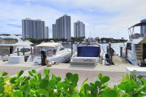 Adosado en alquiler en Aventura, Florida, 3 dormitorios, 158.58 m2 № 1856942 - foto 27