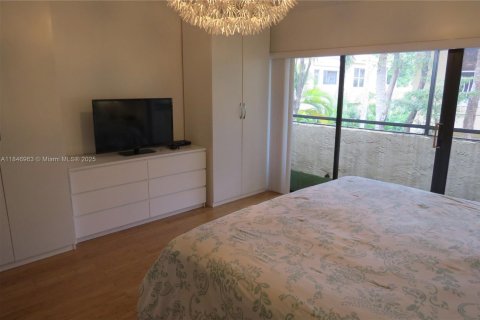 Touwnhouse à louer à Aventura, Floride: 3 chambres, 158.58 m2 № 1856942 - photo 12