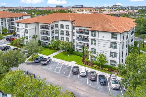 Condominio en venta en Orlando, Florida, 3 dormitorios, 104.89 m2 № 2239319 - foto 3