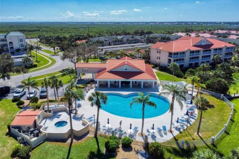 Condo in New Smyrna Beach, Florida, 2 bedrooms  № 1441186 - photo 11