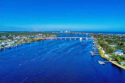 Condo in New Smyrna Beach, Florida, 2 bedrooms  № 1441186 - photo 4