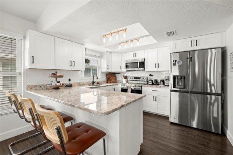 Casa en venta en Treasure Island, Florida, 3 dormitorios, 166.2 m2 № 1866074 - foto 8