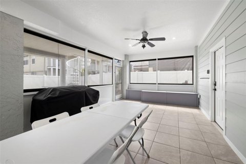 Villa ou maison à vendre à Treasure Island, Floride: 3 chambres, 166.2 m2 № 1866074 - photo 25