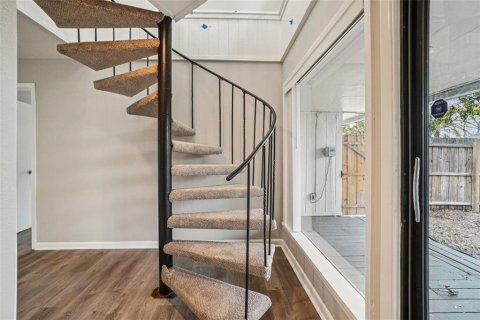 Купить виллу или дом в Тампа, Флорида 9 комнат, 249.63м2, № 2148472 - фото 5