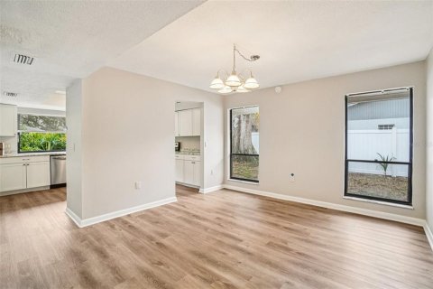 Купить виллу или дом в Тампа, Флорида 9 комнат, 249.63м2, № 2148472 - фото 10