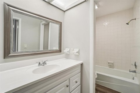 Купить виллу или дом в Тампа, Флорида 9 комнат, 249.63м2, № 2148472 - фото 25