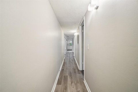 Купить виллу или дом в Тампа, Флорида 9 комнат, 249.63м2, № 2148472 - фото 23
