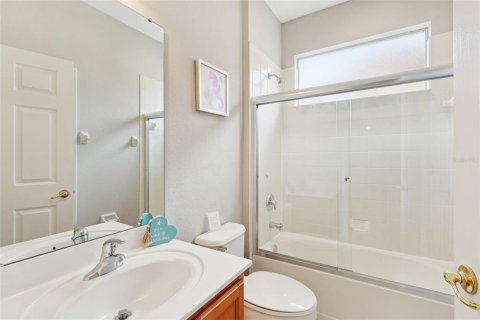 House in Davenport, Florida 4 bedrooms, 156.91 sq.m. № 2231474 - photo 23