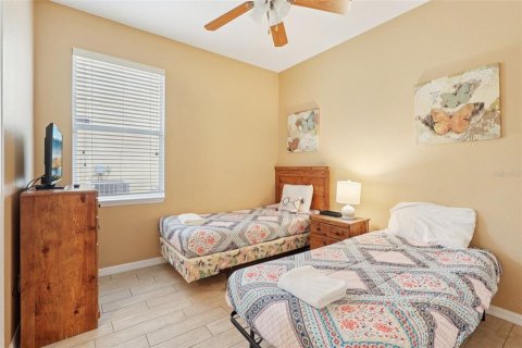 House in Davenport, Florida 4 bedrooms, 156.91 sq.m. № 2231474 - photo 26
