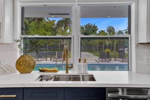 Villa ou maison à vendre à Miami, Floride: 5 chambres, 257.71 m2 № 1872365 - photo 30