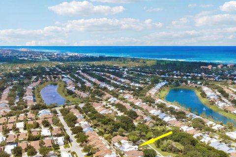 Купить виллу или дом в Юпитер, Флорида 7 комнат, 175.49м2, № 2087780 - фото 24