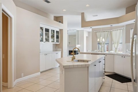 Villa ou maison à vendre à Oviedo, Floride: 4 chambres, 285.67 m2 № 2137165 - photo 11