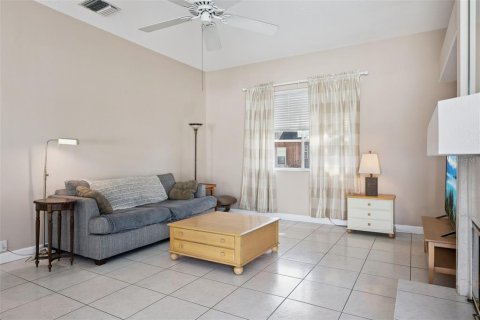 Villa ou maison à vendre à Oviedo, Floride: 4 chambres, 285.67 m2 № 2137165 - photo 7