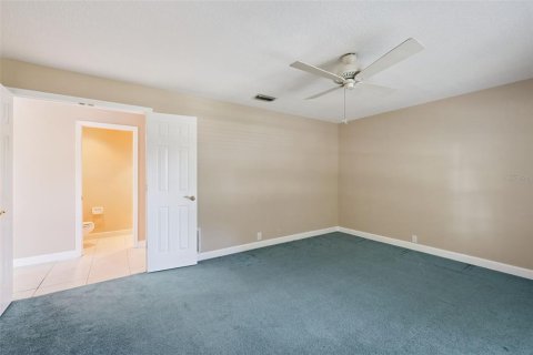 Villa ou maison à vendre à Oviedo, Floride: 4 chambres, 285.67 m2 № 2137165 - photo 15