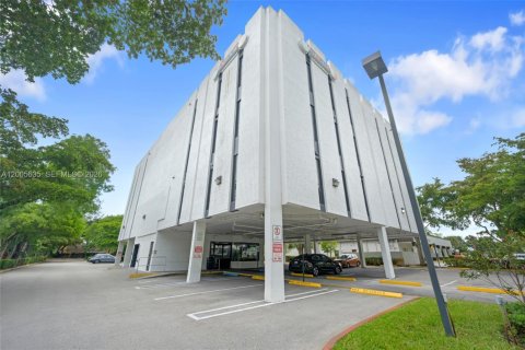 Immobilier commercial à vendre à Pembroke Pines, Floride № 2170650 - photo 26