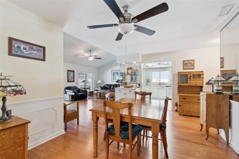 House in Winter Haven, Florida 3 bedrooms, 147.34 sq.m. № 2101423 - photo 8