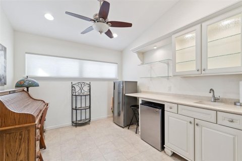 House in Winter Haven, Florida 3 bedrooms, 147.34 sq.m. № 2101423 - photo 17