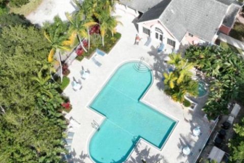 Touwnhouse à louer à Delray Beach, Floride: 2 chambres, 109.16 m2 № 2168911 - photo 3