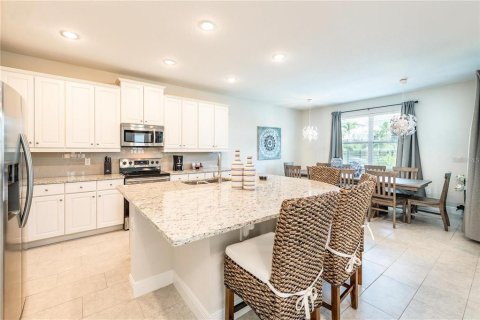 House in Kissimmee, Florida 5 bedrooms, 273.6 sq.m. № 1569963 - photo 2