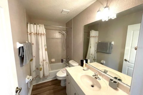 House in Englewood, Florida 3 bedrooms, 163.42 sq.m. № 2416943 - photo 6