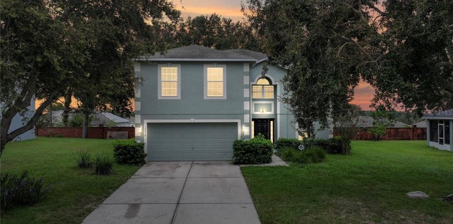 Villa ou maison à Mascotte, Floride 4 chambres, 271.65 m2 № 1902333