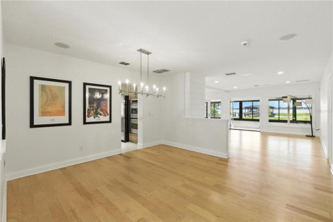 Villa ou maison à vendre à Orlando, Floride: 3 chambres, 276.94 m2 № 1804673 - photo 14