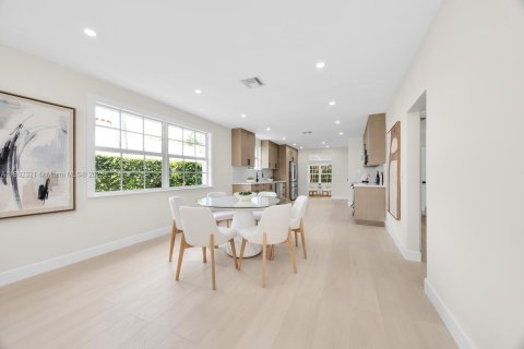 Купить виллу или дом в Корал-Гейблс, Флорида 3 спальни, 169.83м2, № 1954339 - фото 8