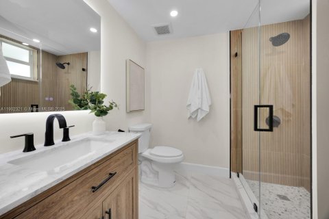 Купить виллу или дом в Корал-Гейблс, Флорида 3 спальни, 169.83м2, № 1954339 - фото 20