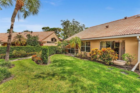 Townhouse in Palm Beach Gardens, Florida 3 bedrooms, 150.04 sq.m. № 2245753 - photo 23
