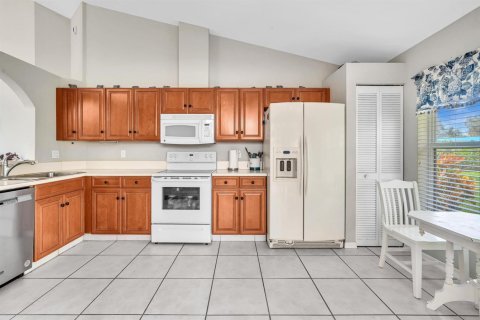 Townhouse in Palm Beach Gardens, Florida 3 bedrooms, 150.04 sq.m. № 2245753 - photo 11