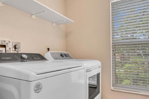 Townhouse in Palm Beach Gardens, Florida 3 bedrooms, 150.04 sq.m. № 2245753 - photo 18