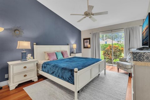 Townhouse in Palm Beach Gardens, Florida 3 bedrooms, 150.04 sq.m. № 2245753 - photo 15