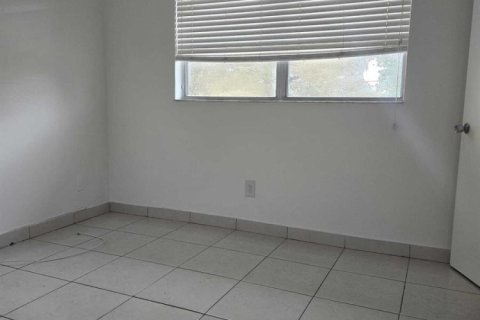 Condominio en venta en North Lauderdale, Florida, 2 dormitorios, 83.05 m2 № 2250198 - foto 24