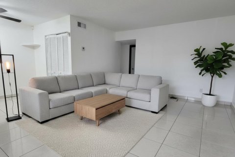 Condominio en venta en North Lauderdale, Florida, 2 dormitorios, 83.05 m2 № 2250198 - foto 21
