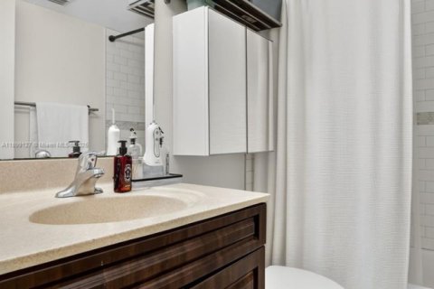 Condominio en venta en Davie, Florida, 3 dormitorios, 102.19 m2 № 1951371 - foto 22