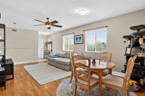 Condominio en venta en Davie, Florida, 3 dormitorios, 102.19 m2 № 1951371 - foto 6