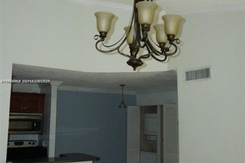 Apartment in Miami, Florida 2 bedrooms, 83.24 sq.m. № 2031801 - photo 4