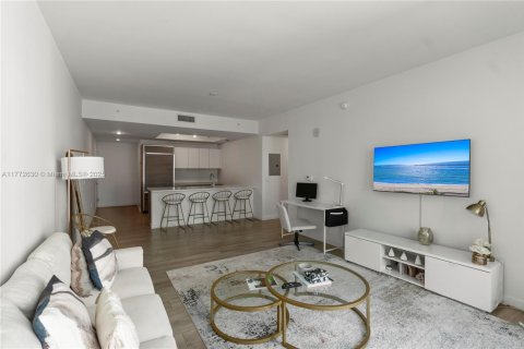 Купить кондоминиум в Майами, Флорида 2 спальни, 84.54м2, № 1712781 - фото 12