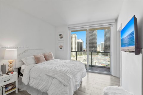 Купить кондоминиум в Майами, Флорида 2 спальни, 84.54м2, № 1712781 - фото 17